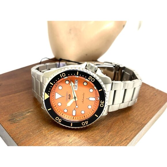 Seiko 5 Men's Watch SRPD59 Automatic Orange Dial Day Date Silver Stainless Steel - Picture 9 of 15